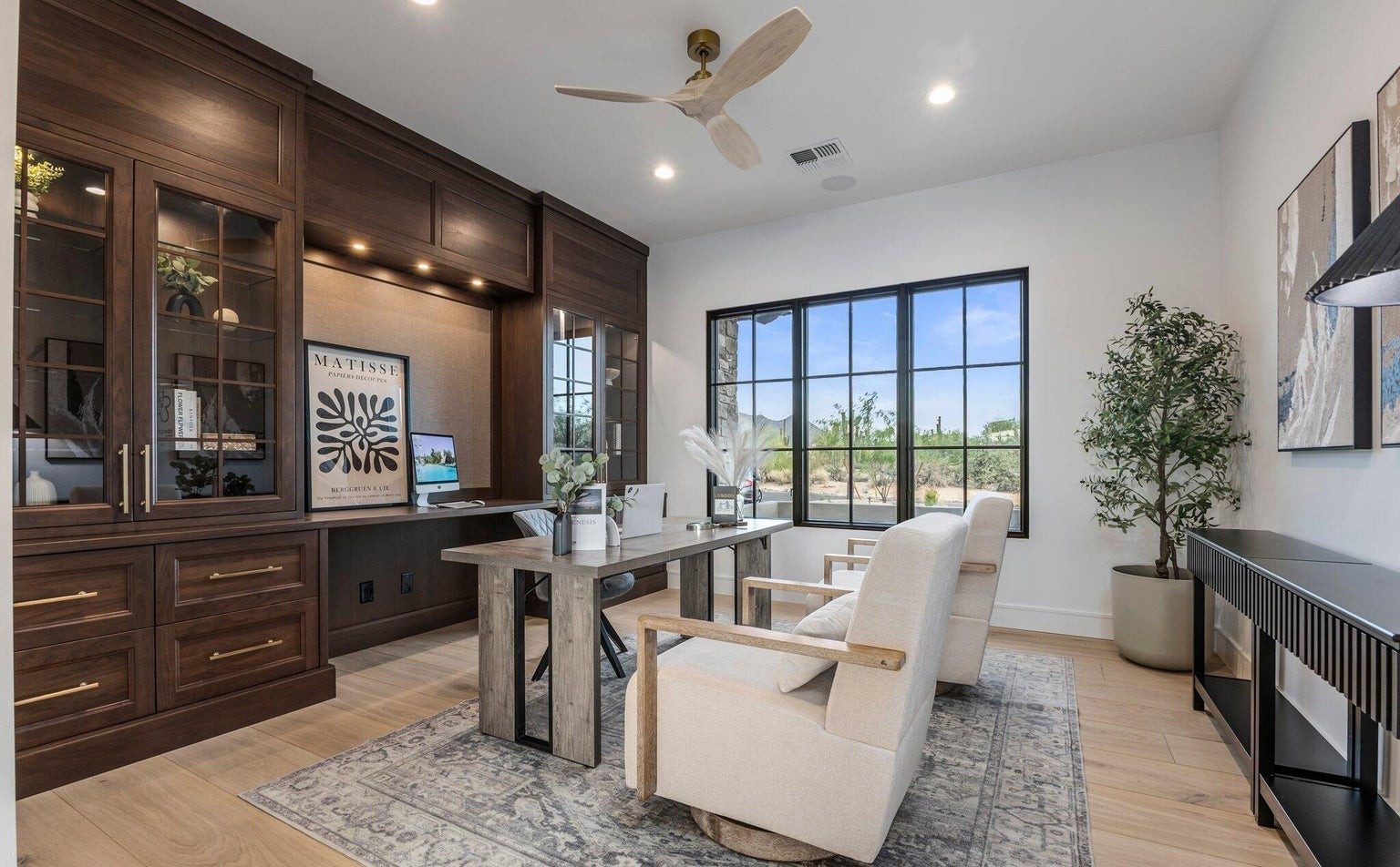 Luxury residence in the Cave Creek and Carefree area of Arizona